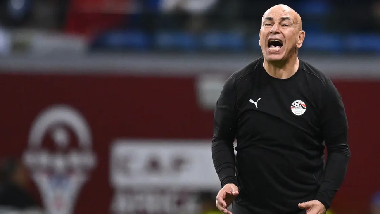الاتحاد المصري يجدد عقد حسام حسن