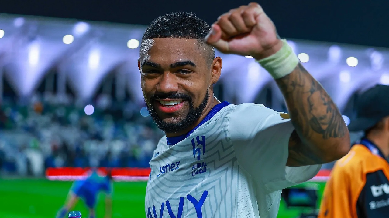 فلامينغو وغريميو يتنافسان على ضم مالكوم من الهلال