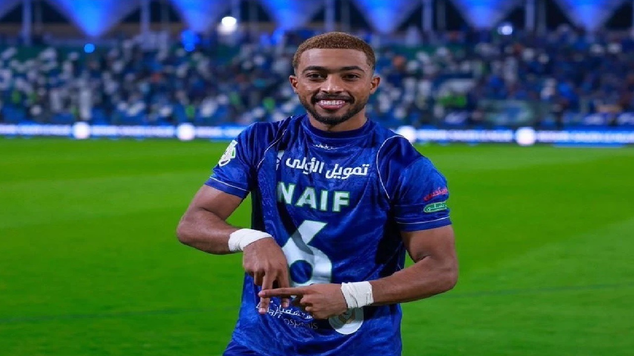 الأهلي يتفق مع الفتح على شراء عقد نايف مسعود