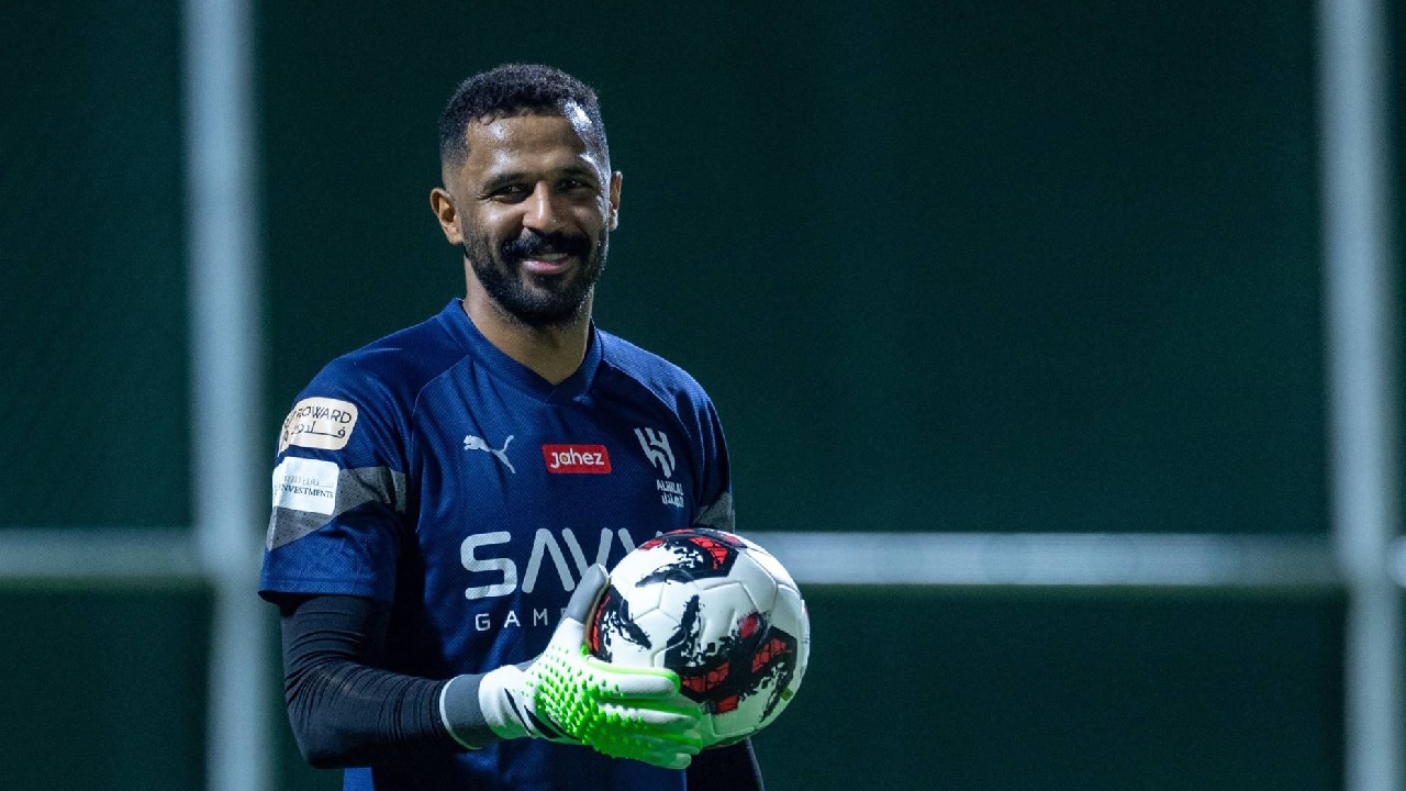 العويس يعود إلى الهلال