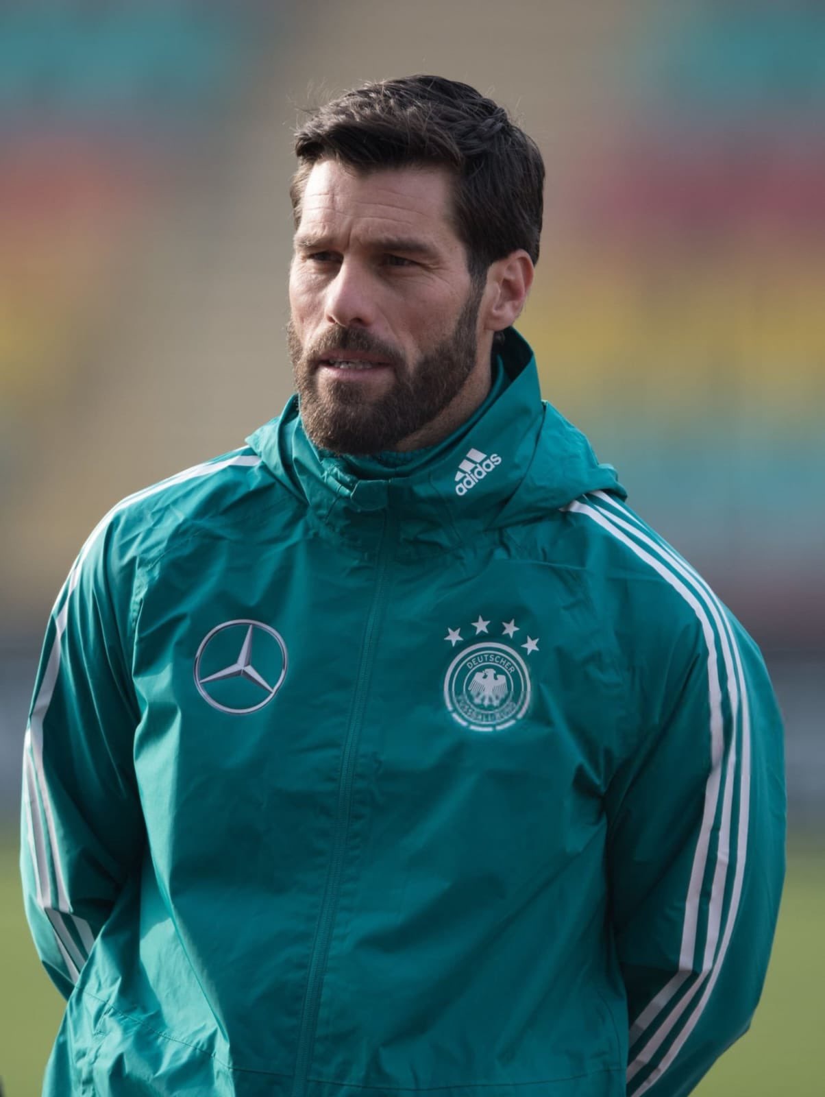 المعد البدني للأهلي ينضم إلى برشلونة بطلب من فليك