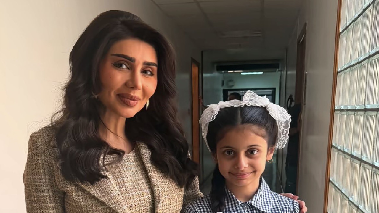 هنادي الكندري تثير تفاعلاً واسعًا بظهورها بدون فلاتر