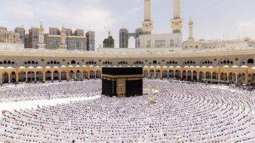 خطبتا الجمعة في المسجد الحرام والمسجد النبوي الشريف