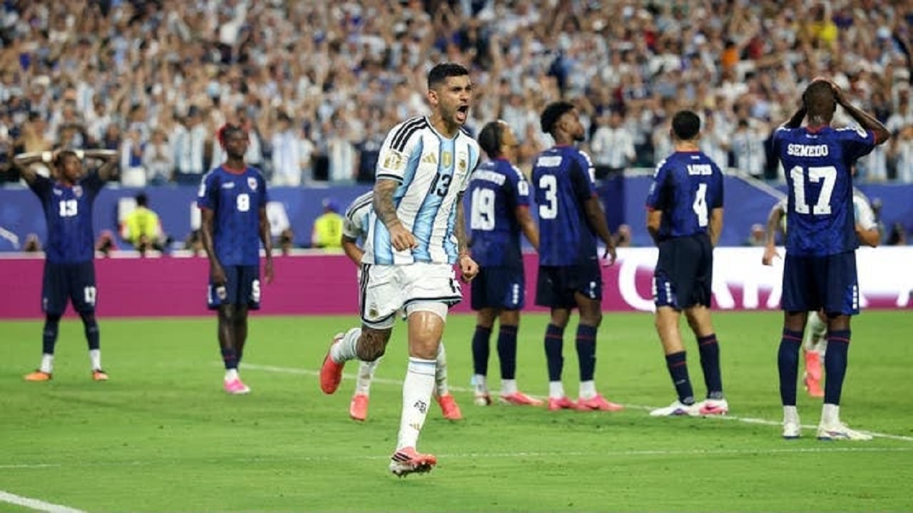 الأرجنتين تهزم الرأس الأخضر وتضرب موعدًا مع مصر الثلاثاء المقبل