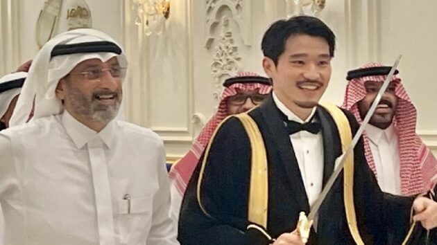 شاب كوري يتزوج من فتاة سعودية .. صور