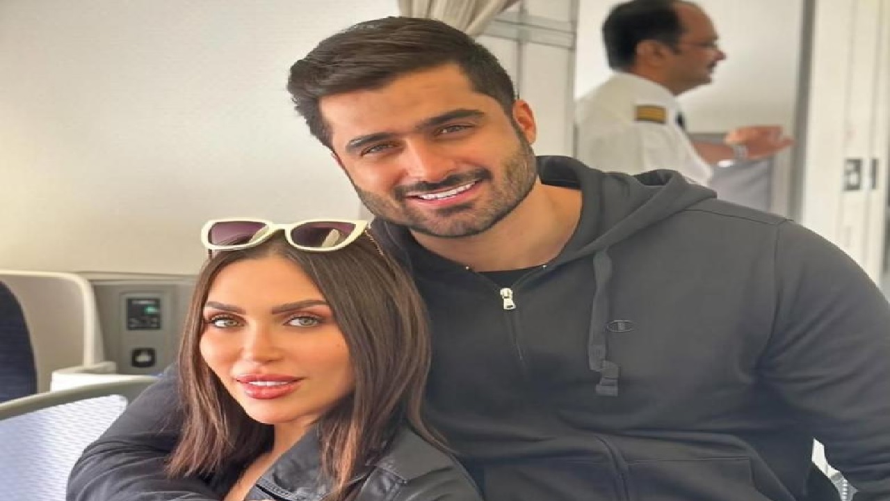 زوج الدكتورة خلود يمازحها بشأن البوتوكس: تبين وجهي يصير بلاستيك.. فيديو