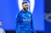 بنزيما يحسم مستقبله مع الهلال
