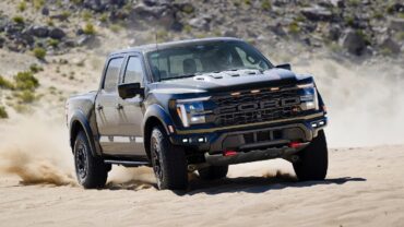 أسعار ومواصفات فورد F-150 2026 في المملكة.. صور