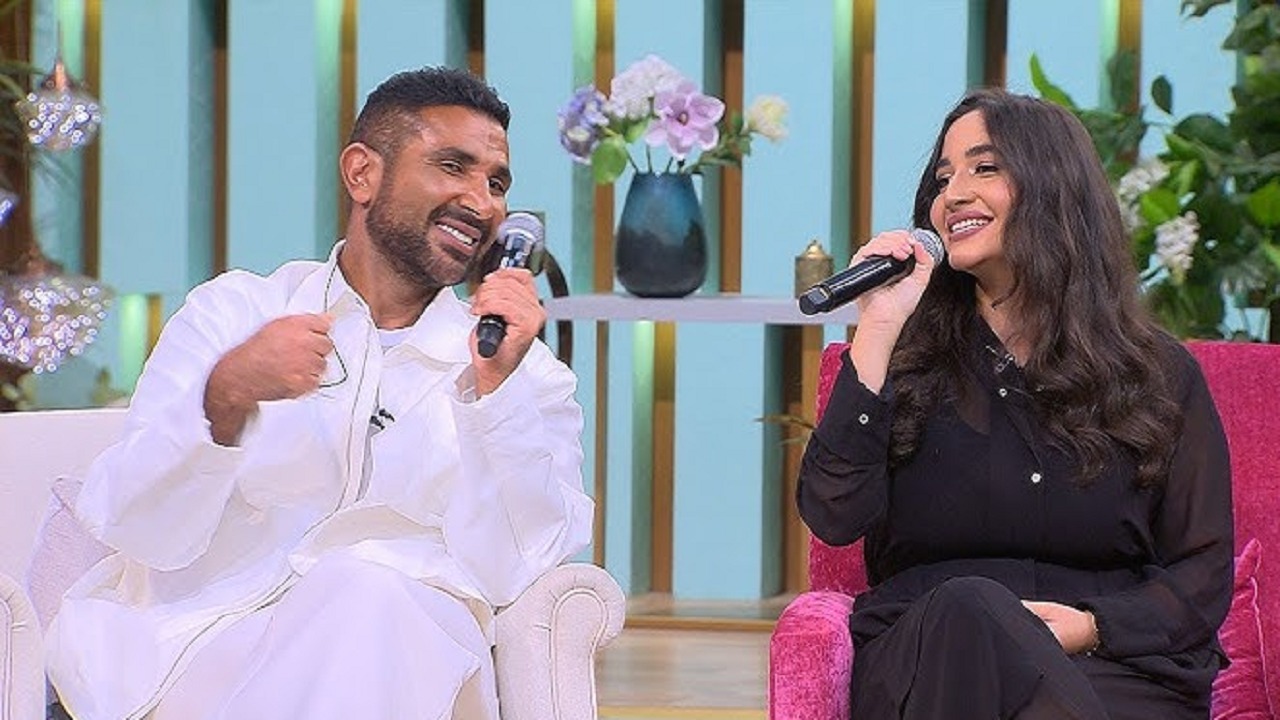 ابنة أحمد سعد تروي كواليس إقناعها لوالدها بالغناء معه لأول مرة .. فيديو