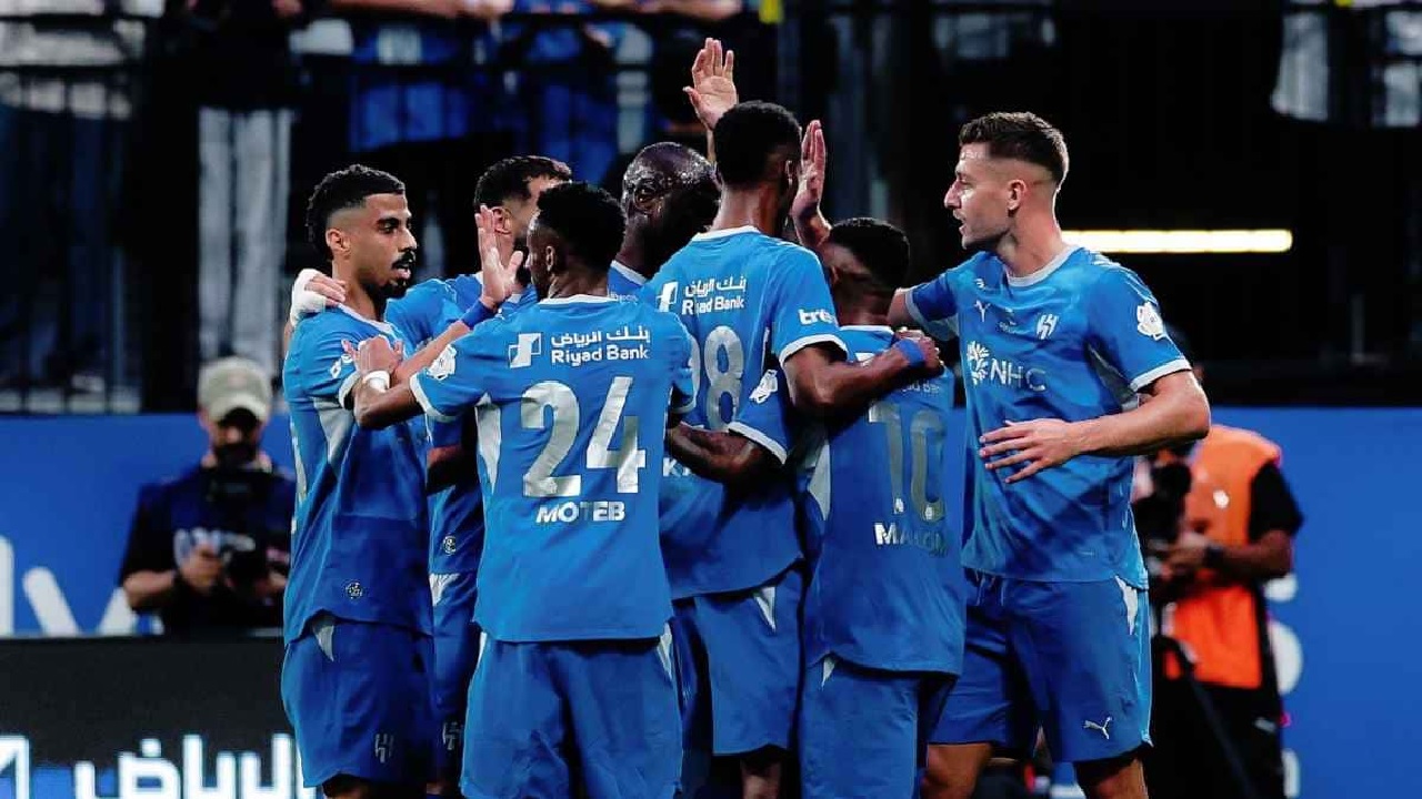 الهلال يفرغ 4 خانات أجنبية ويستعد لصفقتين هجوميتين
