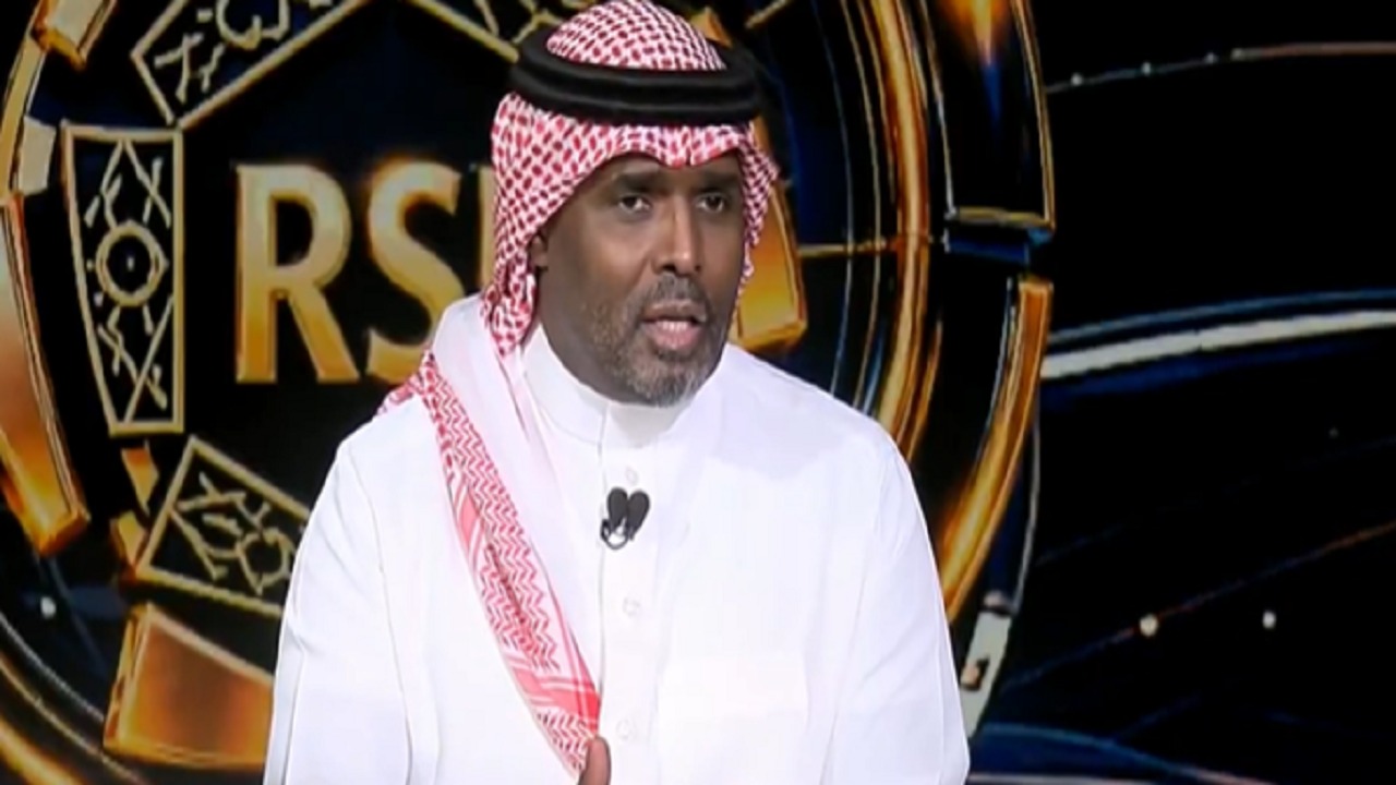 الحارثي: محترفو الأهلي الحاليون لم يعوضوا رياض محرز وكيسيه.. فيديو