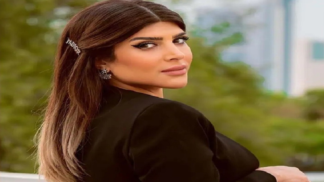 غدير سبتي تثير الجدل: إلهام علي لحالها ما تقدر تشيل عمل .. فيديو