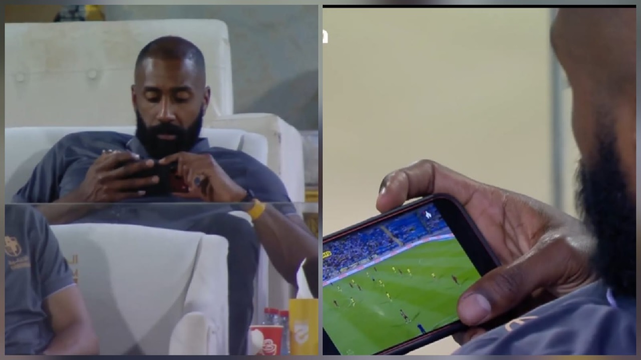 وليد عبدالله يتابع مباراة النصر من دكة بدلاء الدرعية .. فيديو