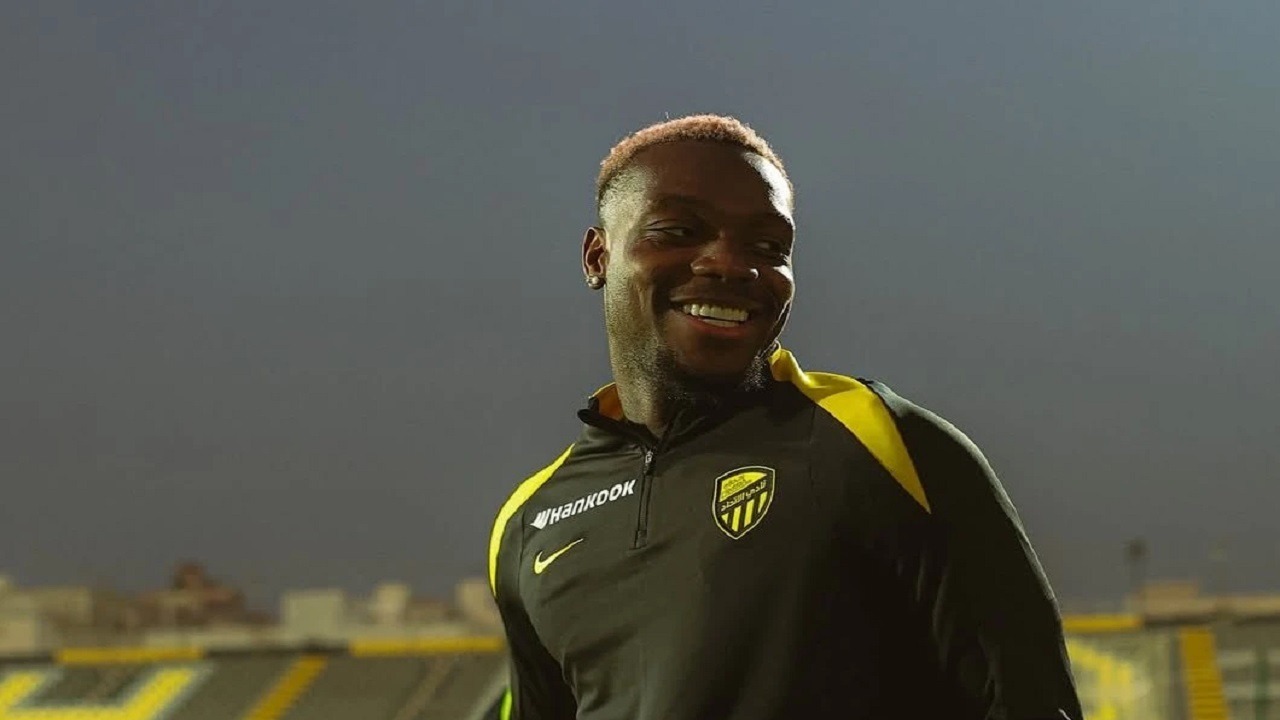 نَادٍ إيطالي يسعى للتعاقد مع محترف الاتحاد إيلينيخينا