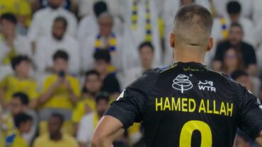 جماهير النصر تهتف ضد حمدالله.. فيديو