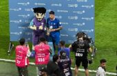 نيفيز يحصد جائزة رجل مواجهة الهلال والفيصلي