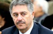 نقل سفير فلسطين السابق في لبنان إلى المستشفى
