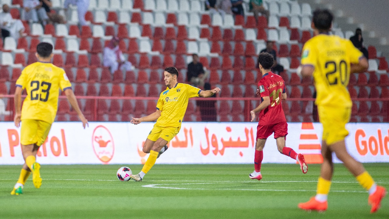 التعاون يواصل مشواره في كأس الملك بثلاثية أمام ضمك