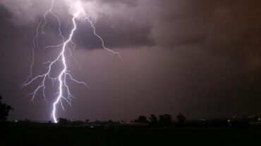 الأرصاد: استمرار فرص الأمطار الرعدية حتى نهاية الأسبوع المقبل .. فيديو