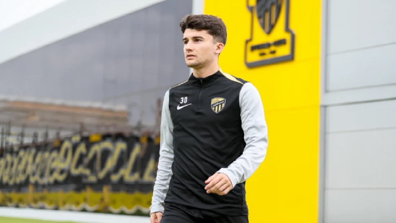 الاتحاد يوافق على إعارة أوناي هيرنانديز إلى جيرونا