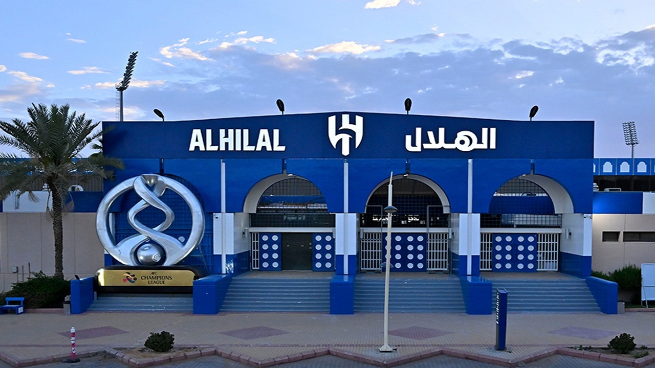 الهلال يكثف جهودها لإتمام صفقة مدافع برازيلي
