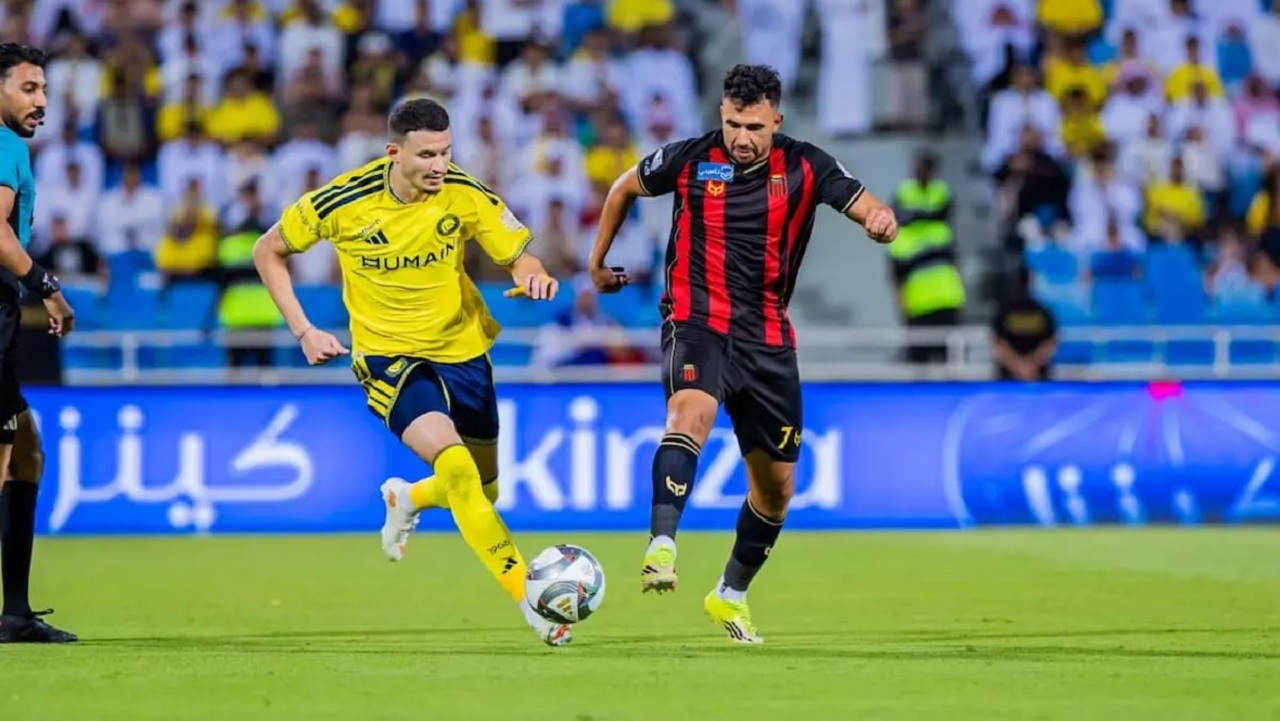 النصر يكتسح الرياض برباعية