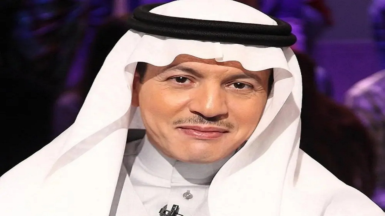 طلال سلامة يغني لخادم الحرمين الشريفين وولي العهد على الهواء .. فيديو