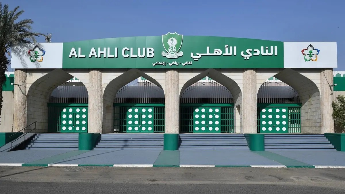 الأهلى يرغب في التعاقد مع مدرب إسباني