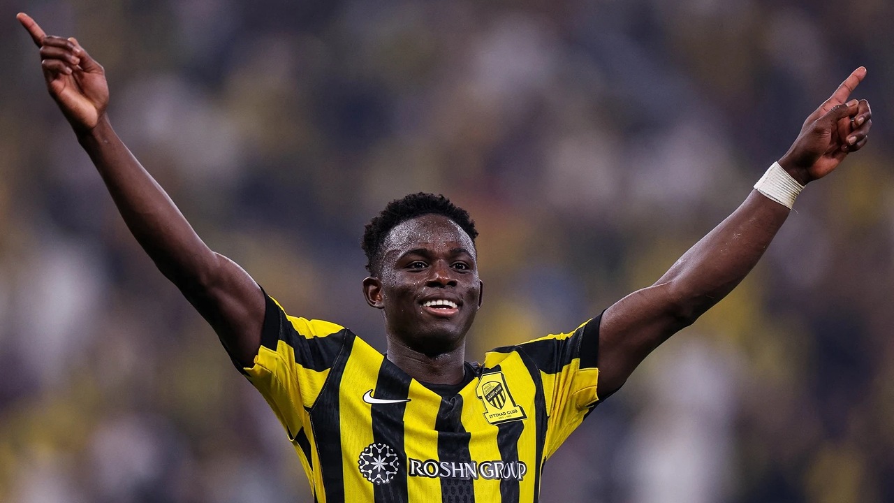 الاتحاد يتلقى أنباءً مطمئنة بشأن إصابة روجر فيرنانديز