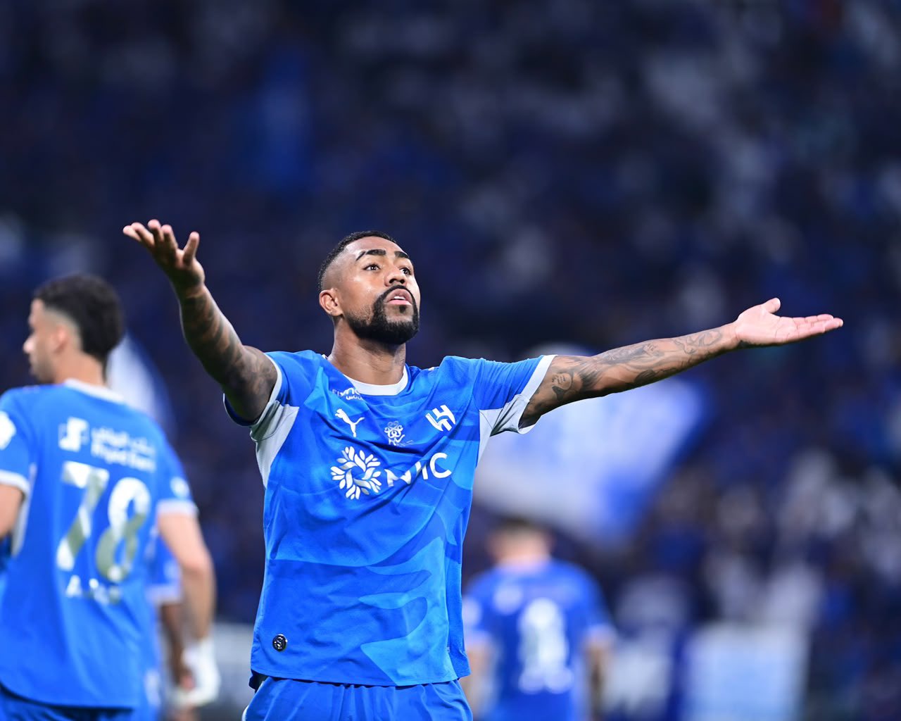 الهلال يمطر شباك الفيصلي برباعية..صور