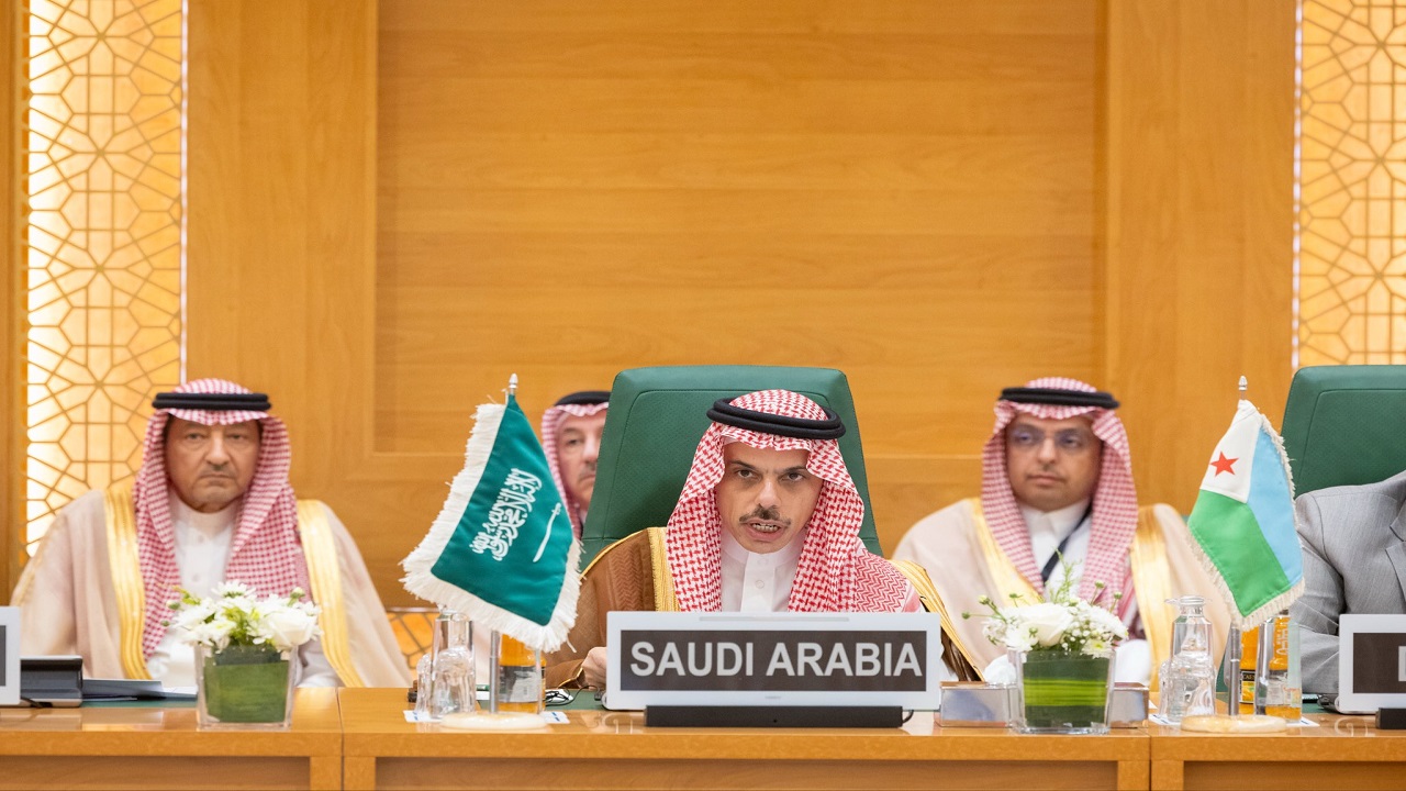وزير الخارجية يشارك في الاجتماع الوزاري الاستثنائي لمنظمة التعاون الإسلامي