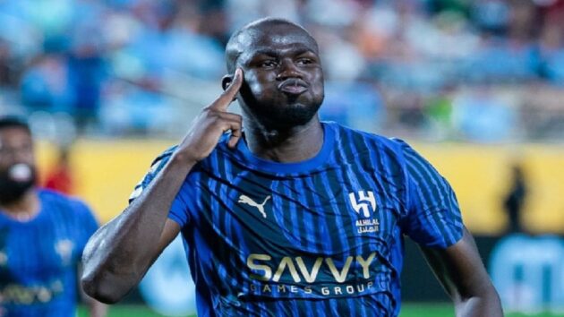 كوليبالي مستمر مع الهلال ضمن الأجانب الثمانية