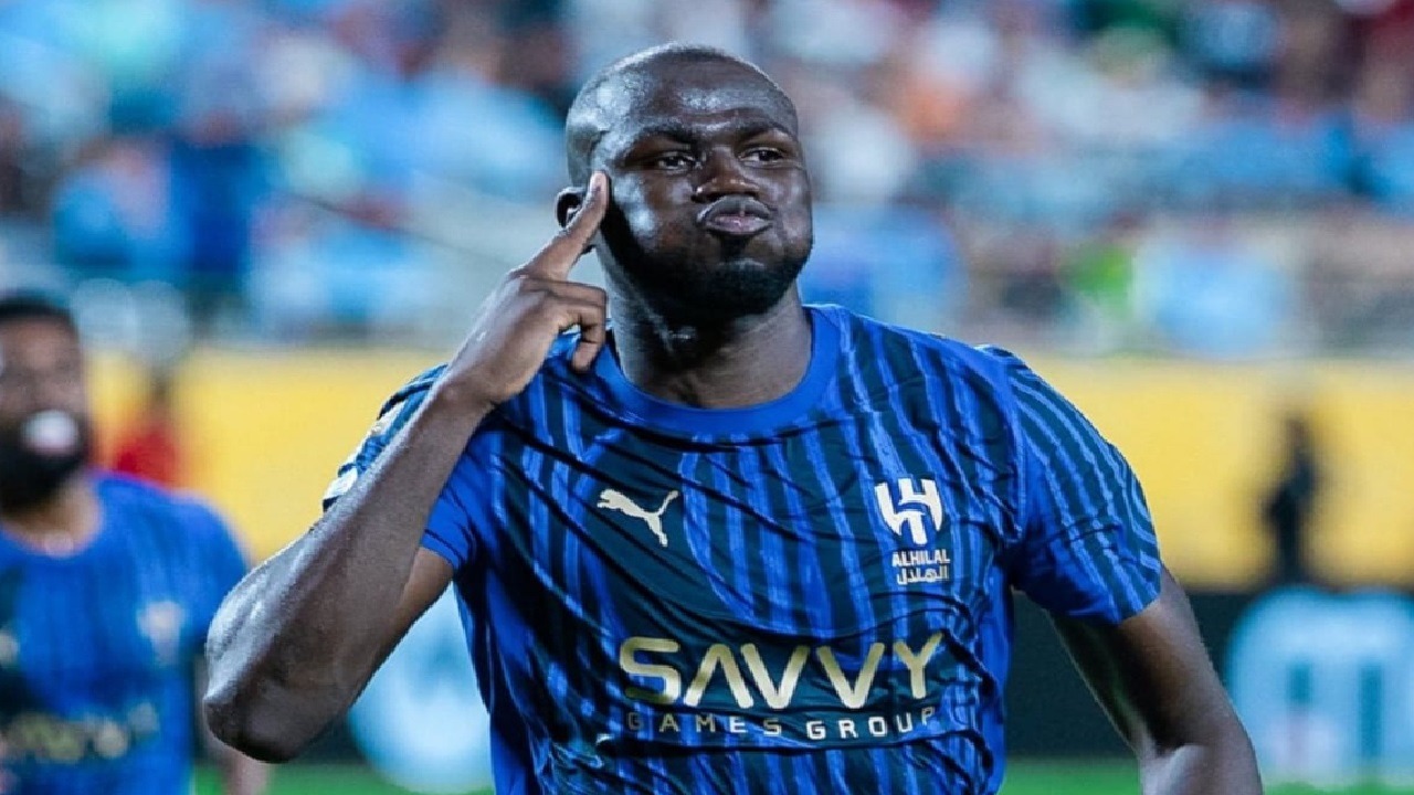 كوليبالي مستمر مع الهلال ضمن الأجانب الثمانية