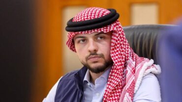 ولي عهد الاردن يؤدي اليمين الدستورية نائباً للملك