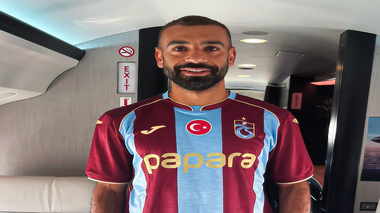 طرابزون سبور يعلن التوصل إلى اتفاق للتعاقد مع محمد صلاح .. فيديو وصور
