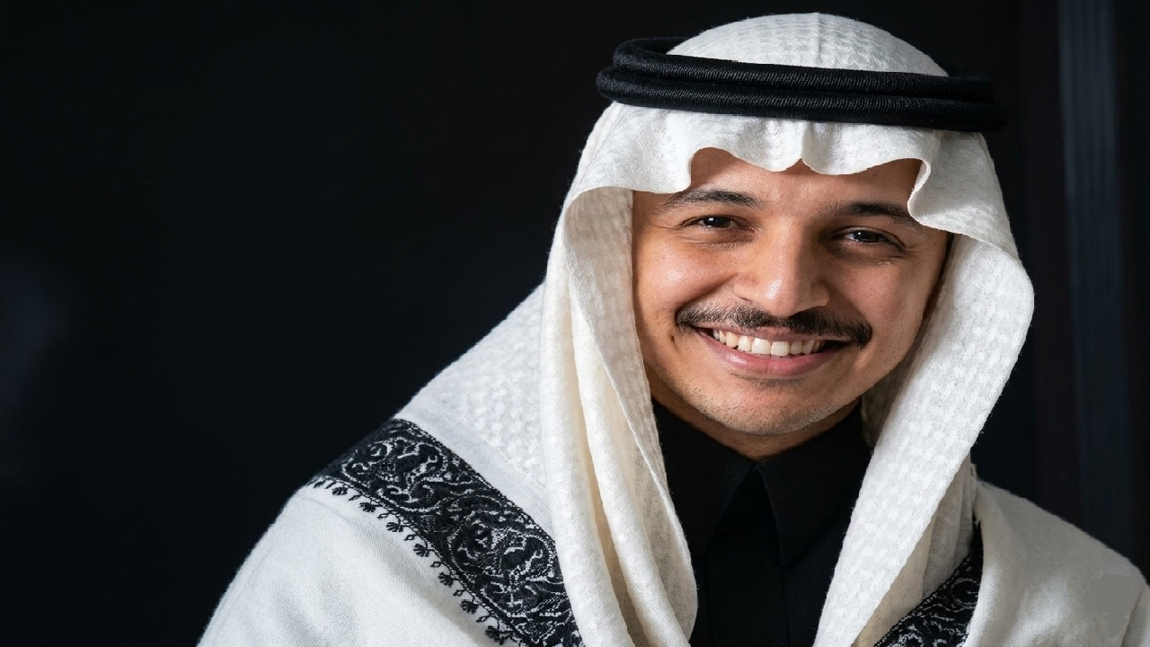 عزيز بن محمد وزوجته يتعرضان لوعكة صحية عقب زفافهما