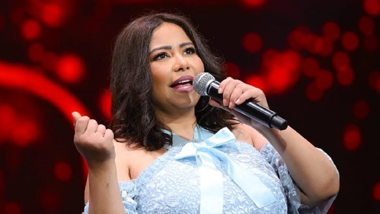 شيرين عبدالوهاب لجمهورها: الدنيا من غيركم وحشة
