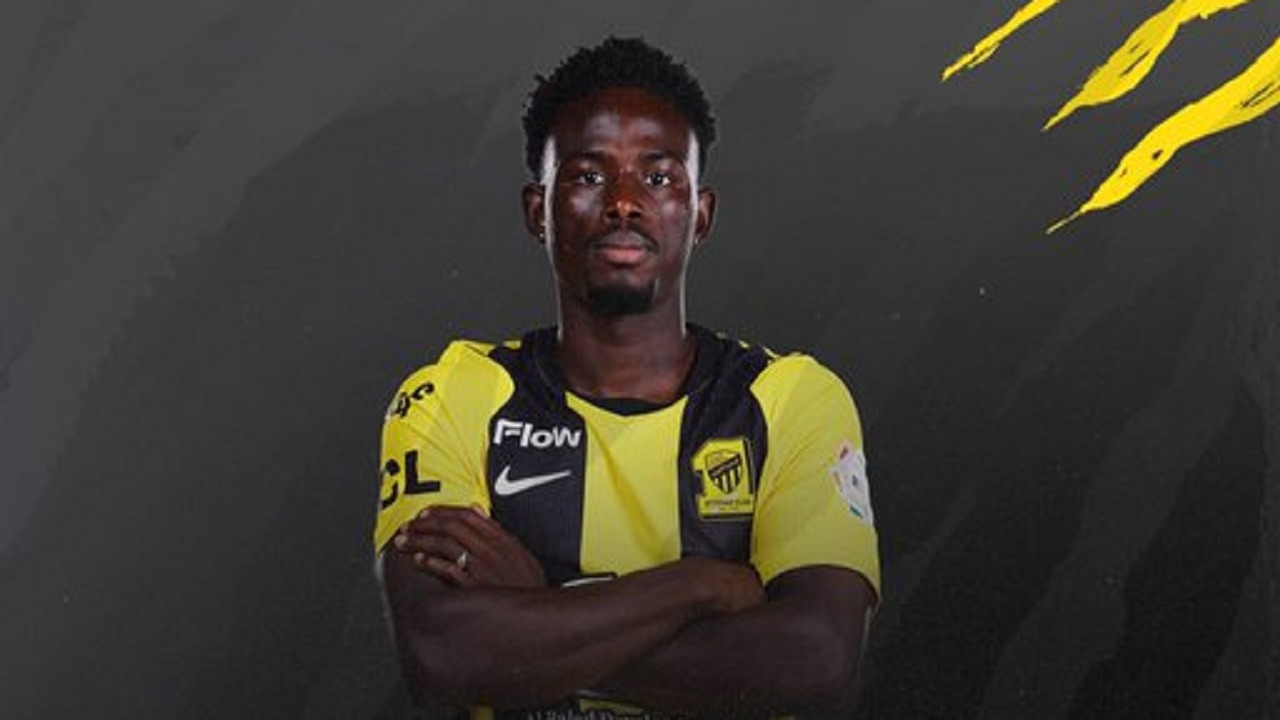 الاتحاد يعلن خضوع روجر فيرنانديز لعملية جراحية