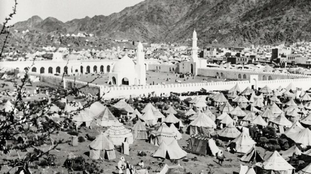 لقطة جوية نادرة للمسجد الحرام والكعبة قبل 110 أعوام