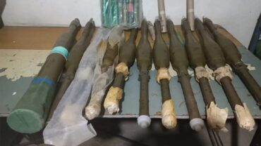 توقيف سوري لمحاولته تهريب قذائف صاروخية إلى لبنان