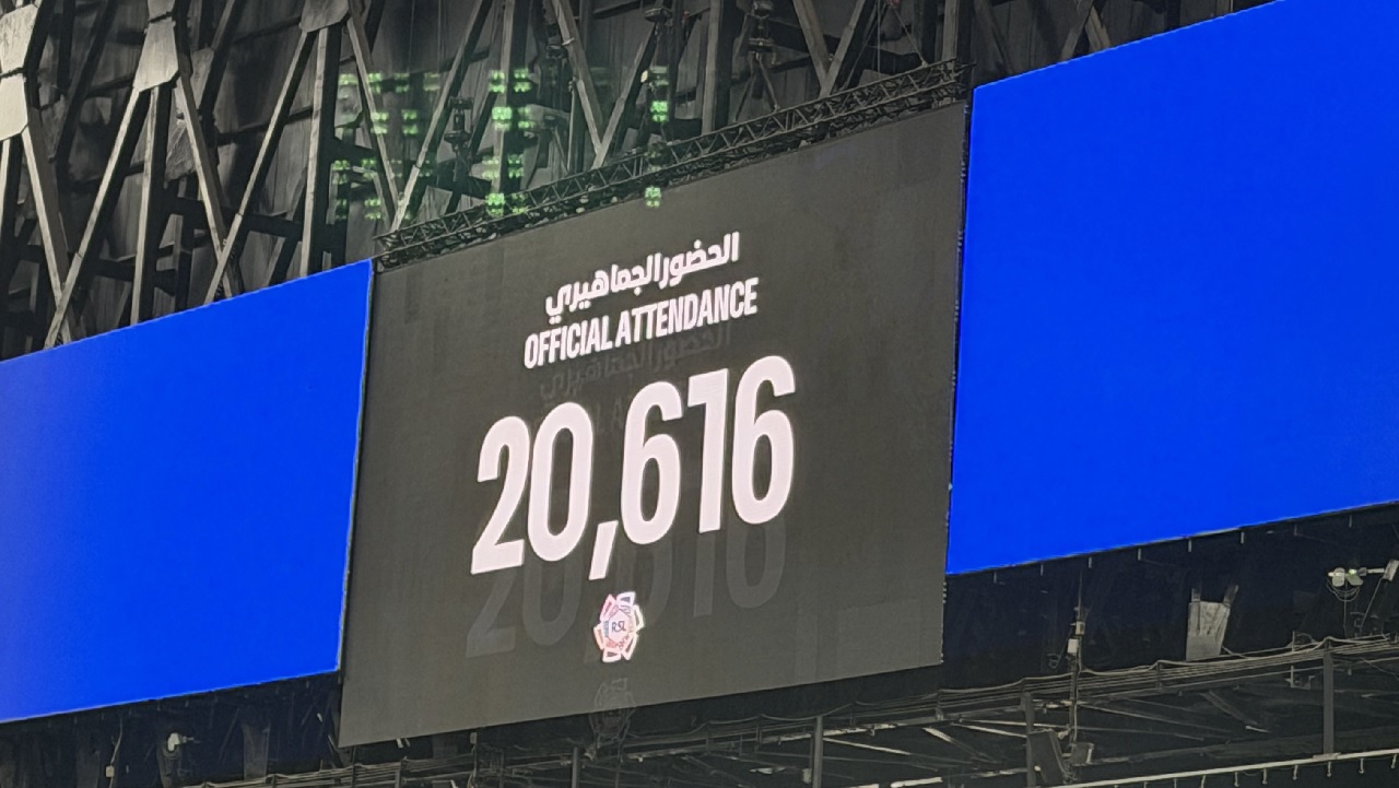الحضور الجماهيري لمواجهة الهلال والفيصلي يسجل 20 ألف مشجعًا