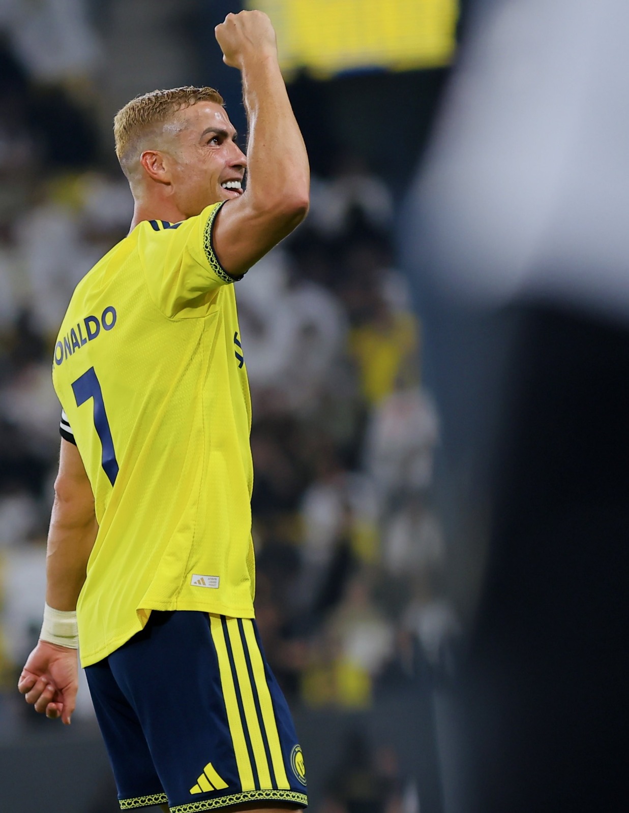 النصر يقلب الطاولة على التعاون