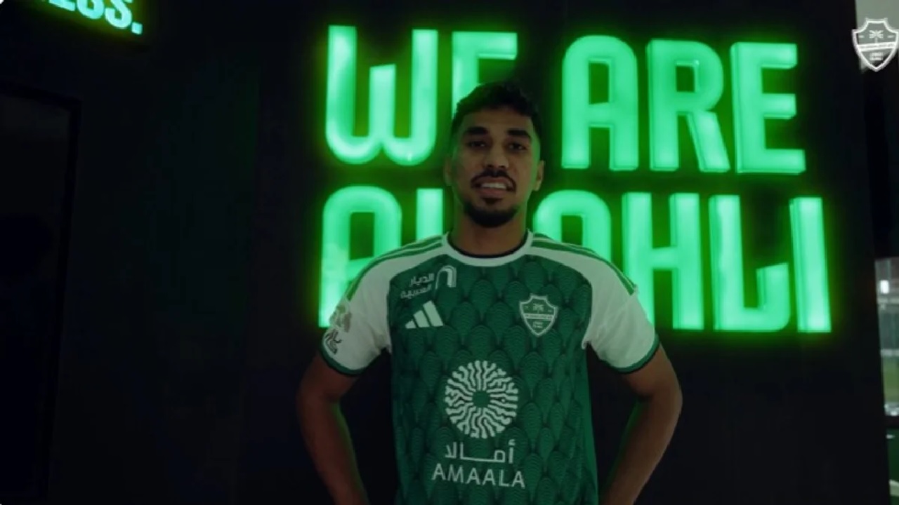 الأهلي يضم باعطية لـ3 مواسم .. فيديو