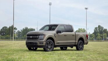 فورد تكشف عن طرازها الجديد F-150 موديل 2027.. صور
