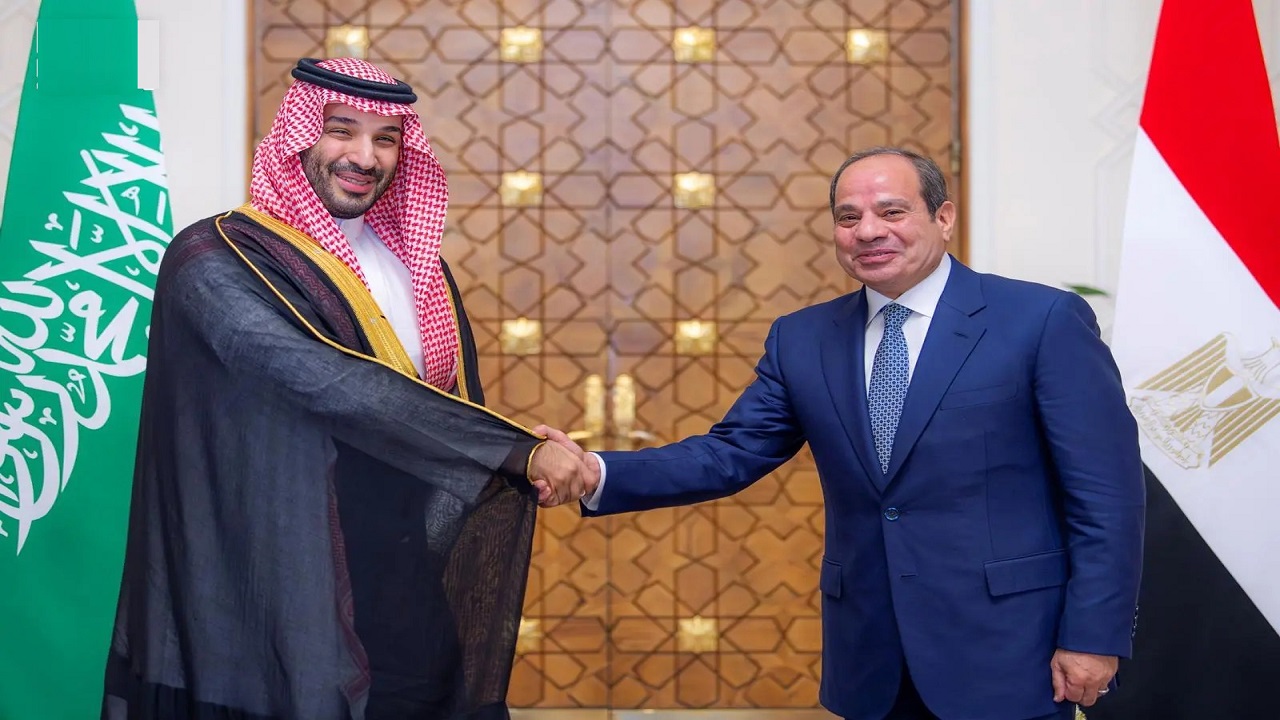 ولي العهد يلتقي الرئيس المصري ويعقدان لقاءً ثنائيًا وجلسة مباحثات موسعة.. صور
