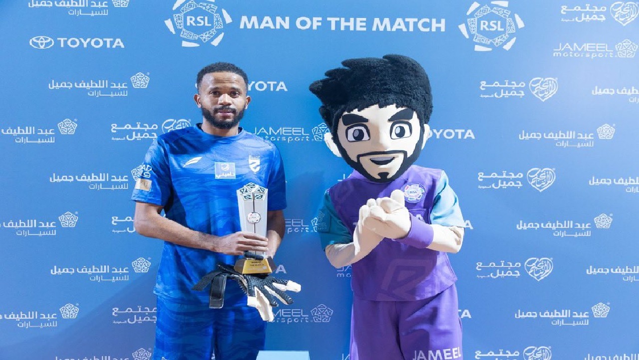 إبراهيم زايد يحصد جائزة أفضل لاعب أمام التعاون .. فيديو