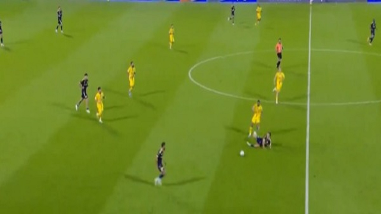 أبرز الحالات التحكيمية لمواجهة النصر والخليج.. فيديو