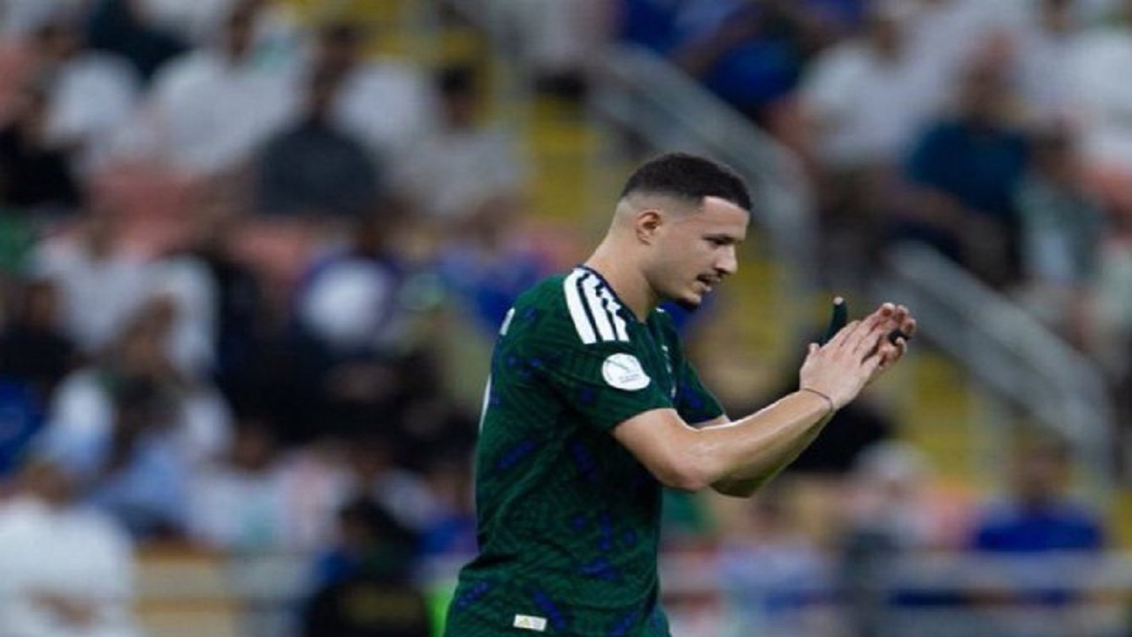 استبعاد عبدالله الحمدان من تشكيلة المنتخب الاساسية أمام عمان