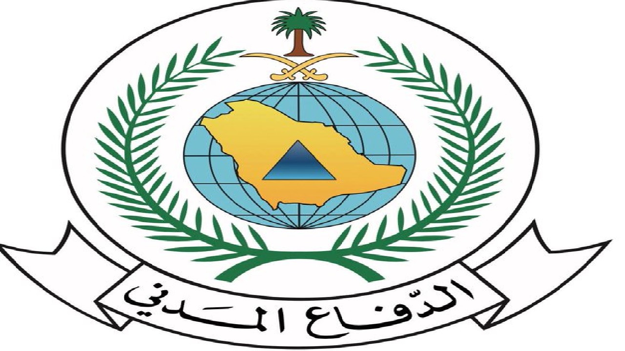 مدني تبوك يخمد حريقا في محال تجارية