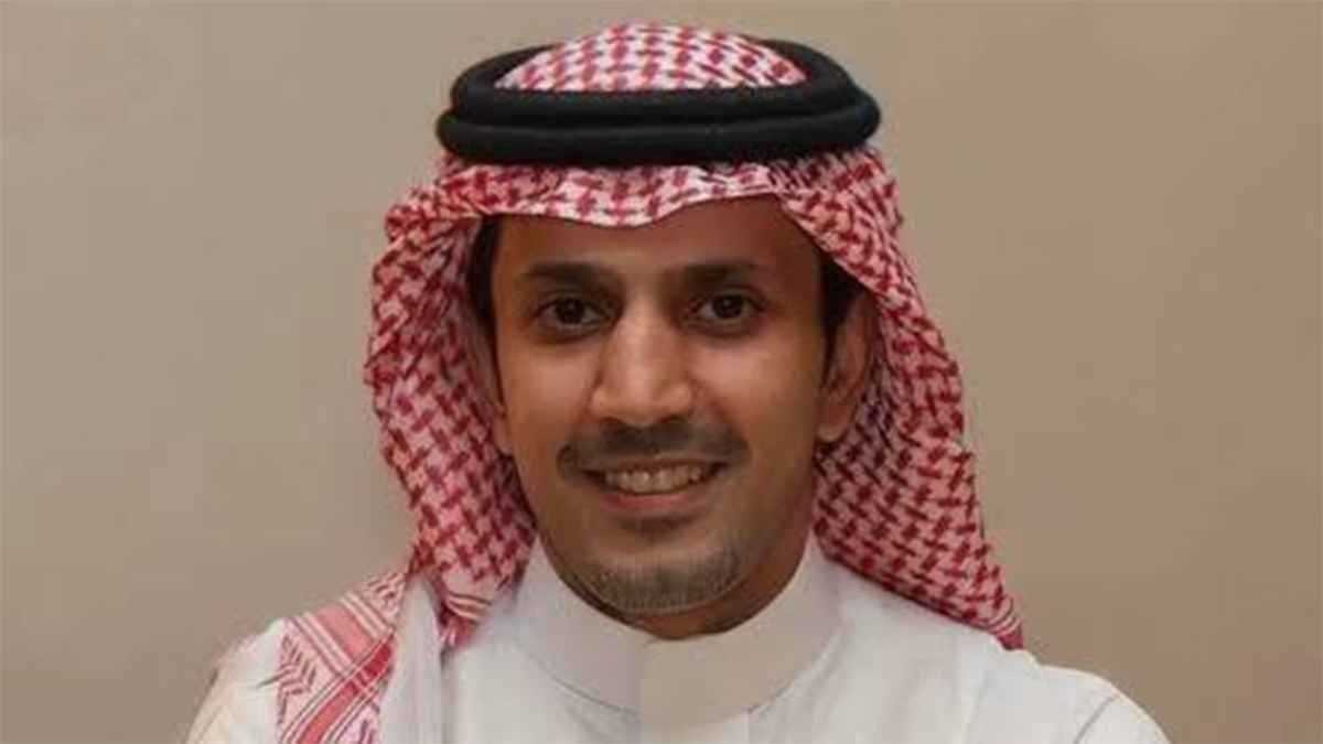 الزلال: عبدالله الحمدان لا يصلح أن يكون مهاجم 9 للمنتخب السعودي.. فيديو